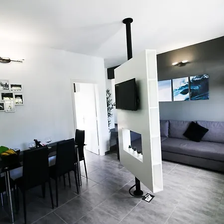 Apartment Surf House La Palma