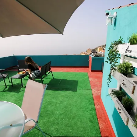 Surf House La Palma *