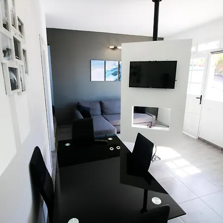 Surf House La Palma Apartment